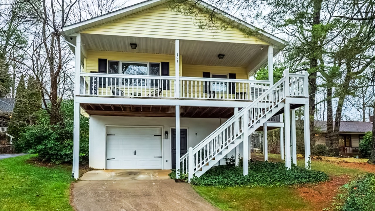 Photo of Outdoor in Royal Pines