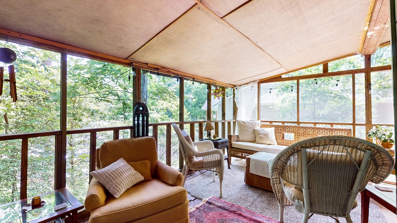 Photo of Livingroom in Lake Junaluska