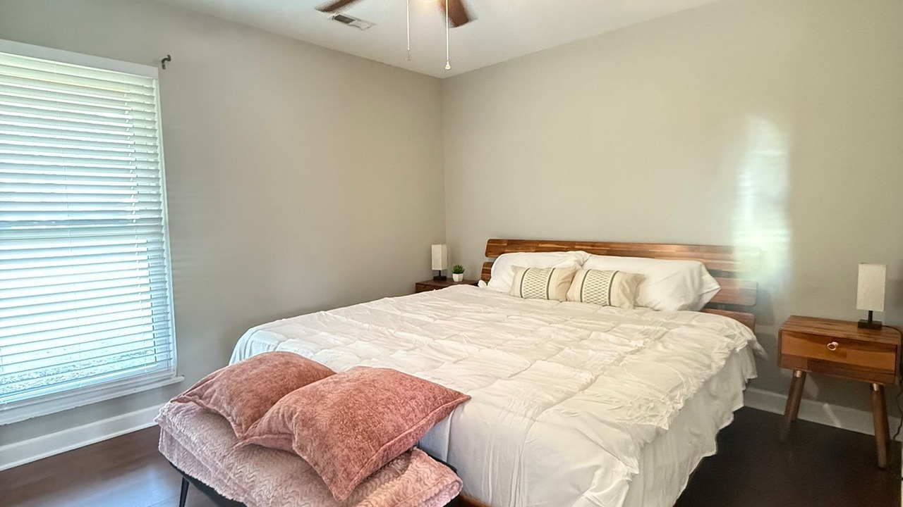 Photo of Bedroom in Eagles Nest