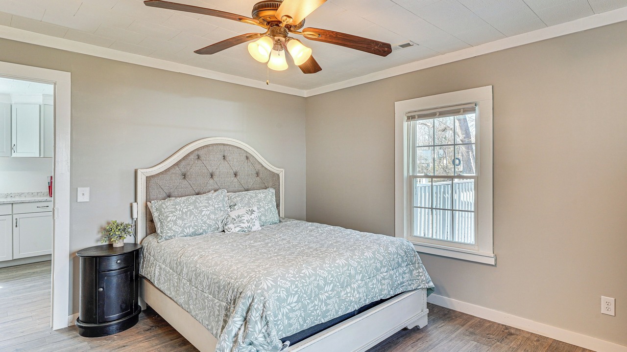 Photo of Bedroom in Roxboro