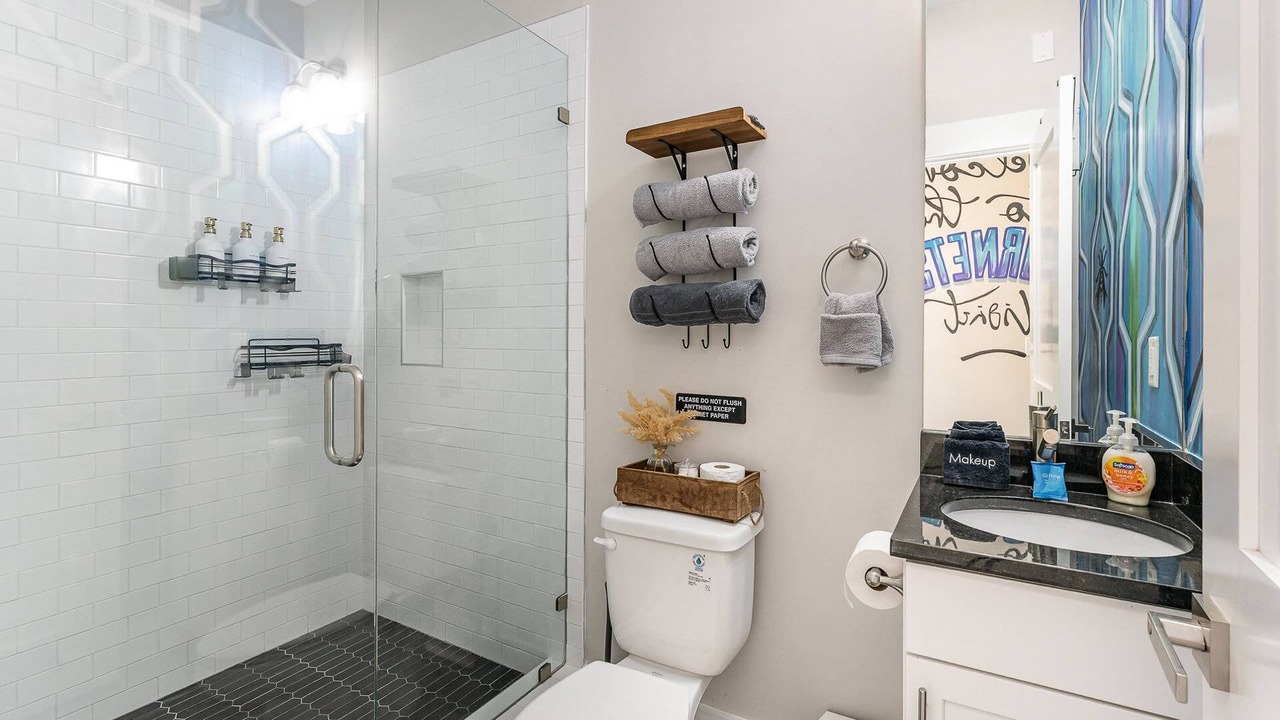Photo of Bathroom in Third Ward