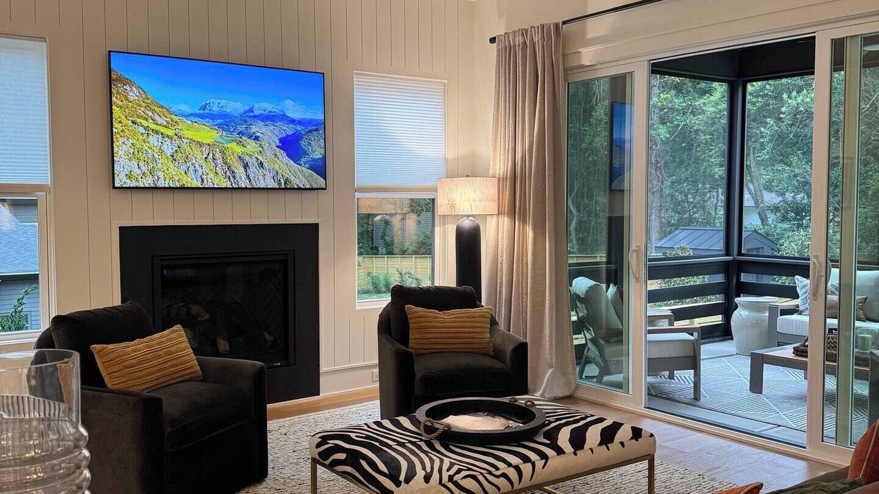 Photo of Livingroom in Southwest Raleigh