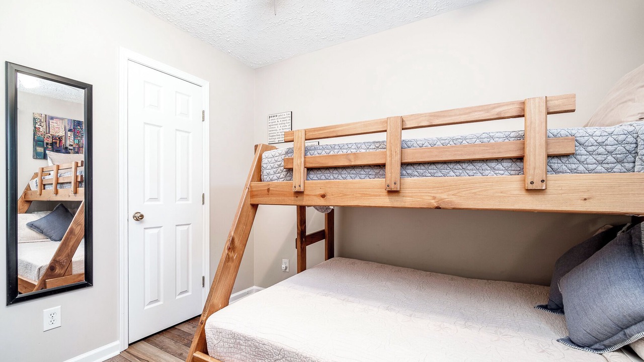 Photo of Bedroom in James City