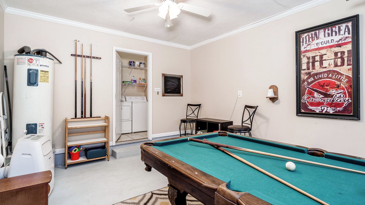 Photo of Bedroom in James City