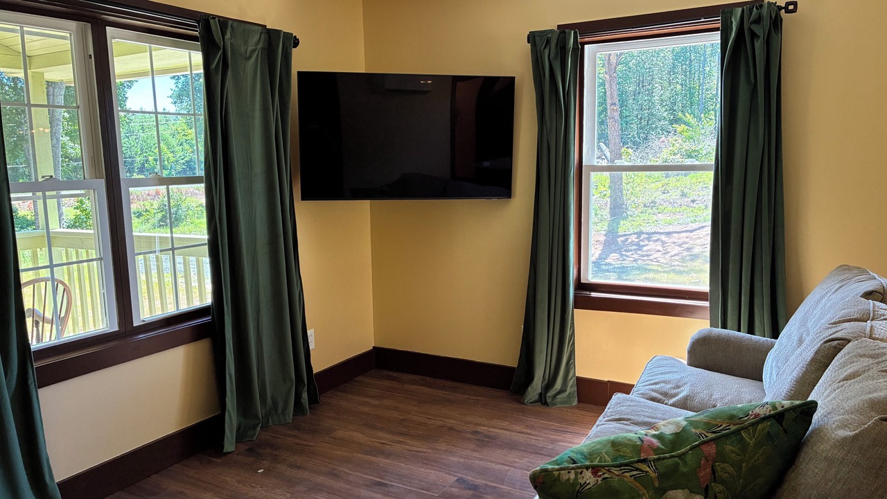 Photo of Livingroom in Tryon