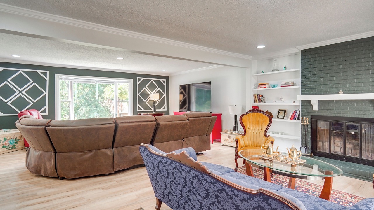 Photo of Livingroom in Westover