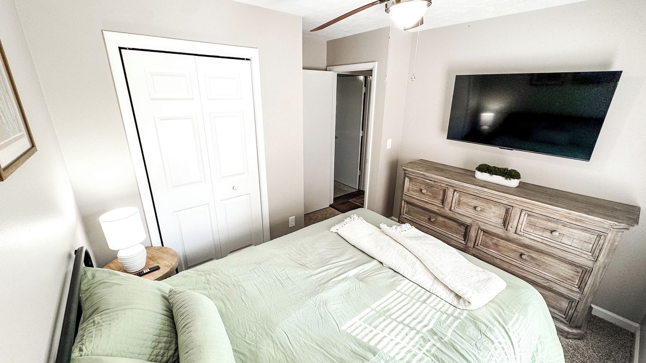 Photo of Bedroom in Pine Forest