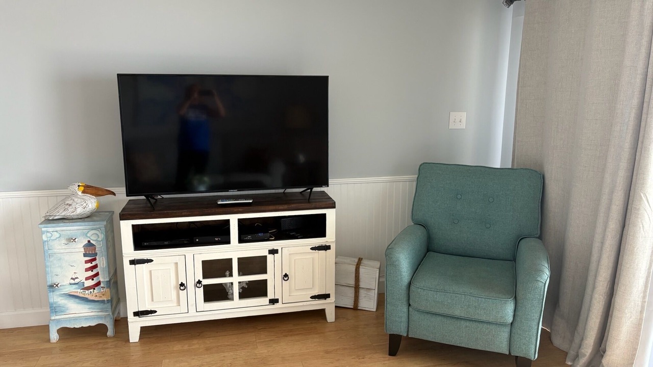 Photo of Livingroom in Wilmington Beach