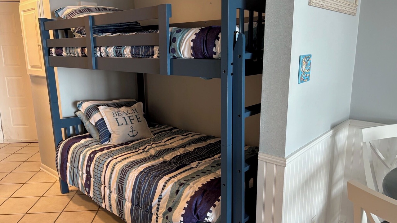 Photo of Bedroom in Wilmington Beach