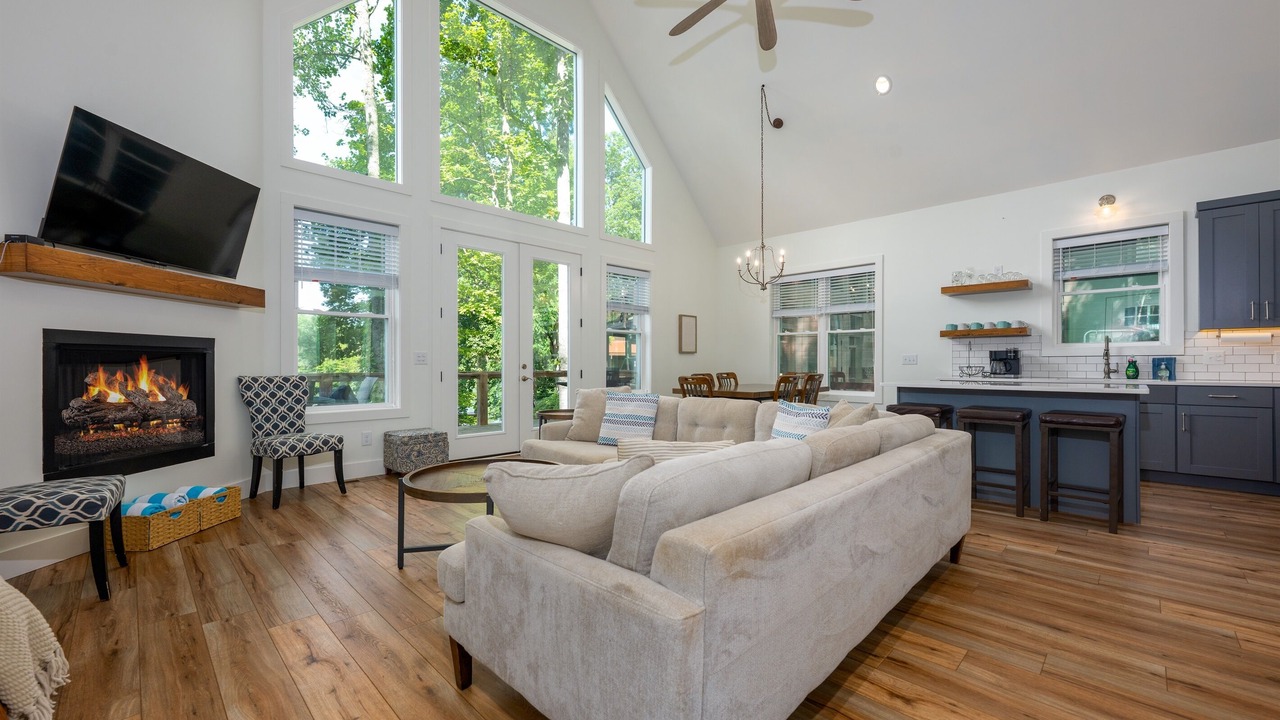 Photo of Livingroom in Robbinsville