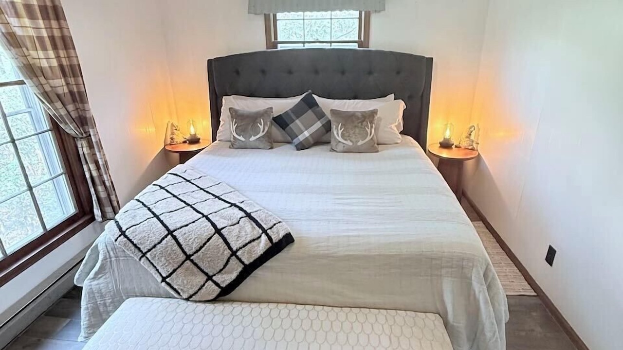 Photo of Bedroom in Newland