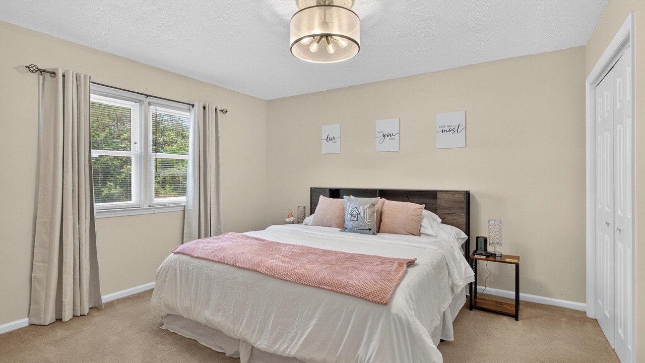 Photo of Bedroom in Eden