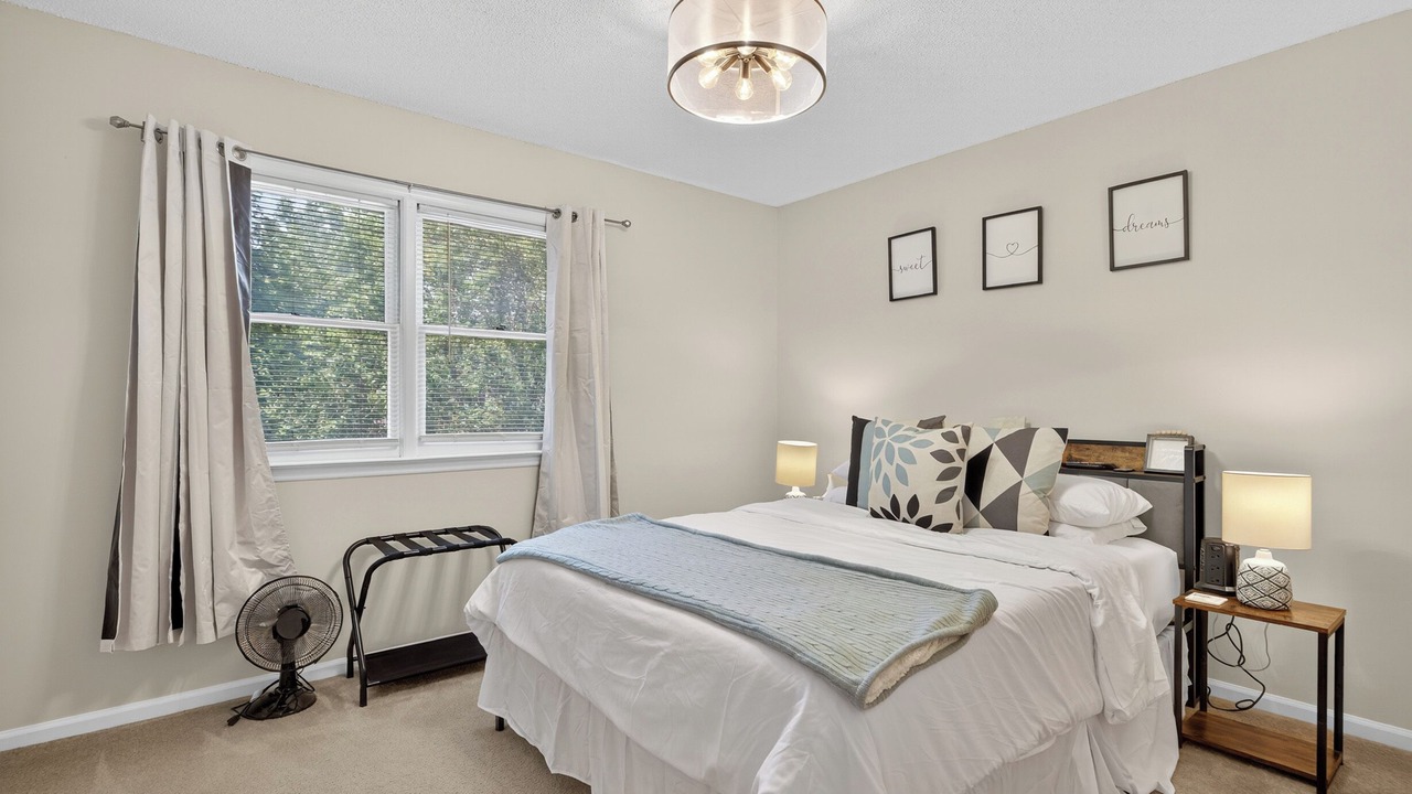 Photo of Bedroom in Eden