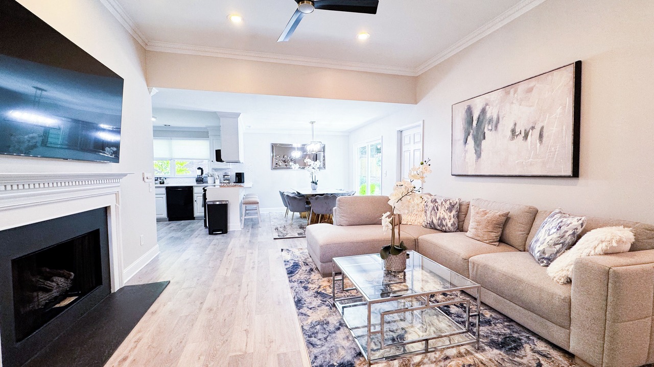 Photo of Livingroom in Waxhaw