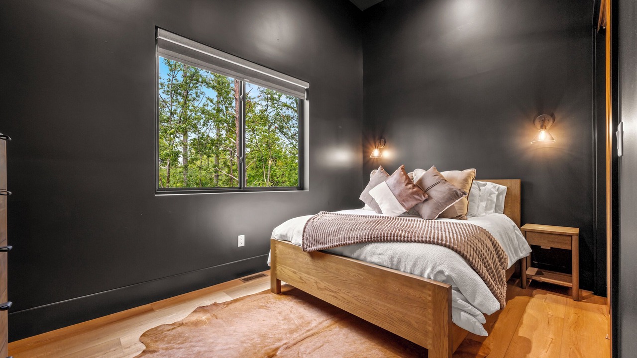 Photo of Bedroom in Mill Spring