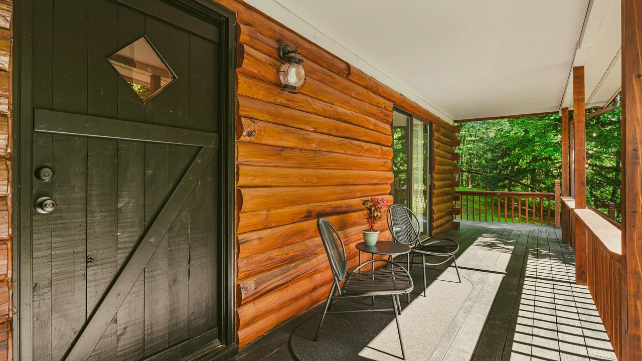Photo of Patio Balcony in Sylva