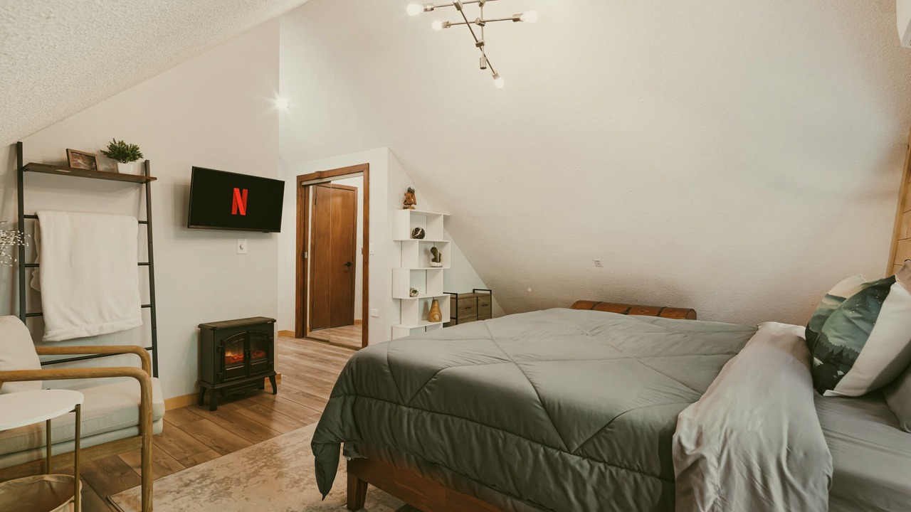Photo of Bedroom in Sylva