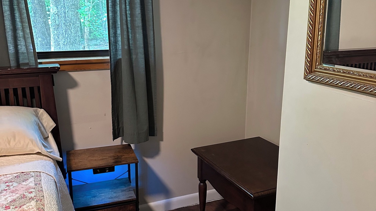 Photo of Bedroom in Unaka