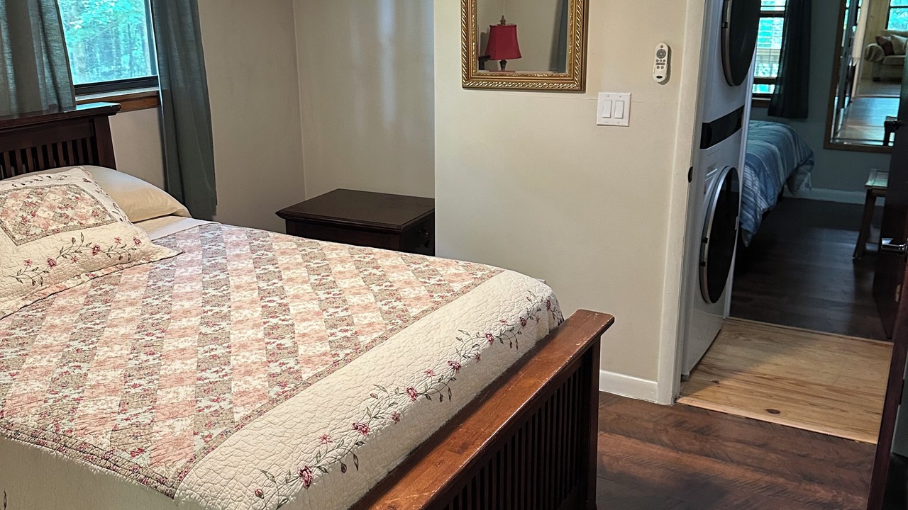 Photo of Bedroom in Unaka