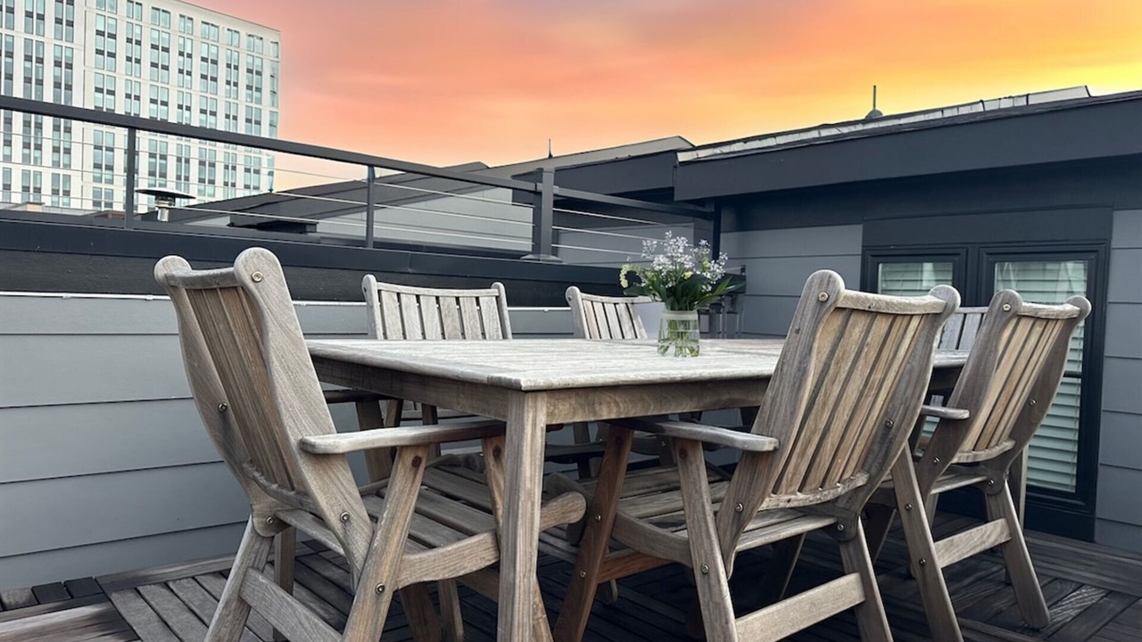 Photo of Outdoor in Downtown