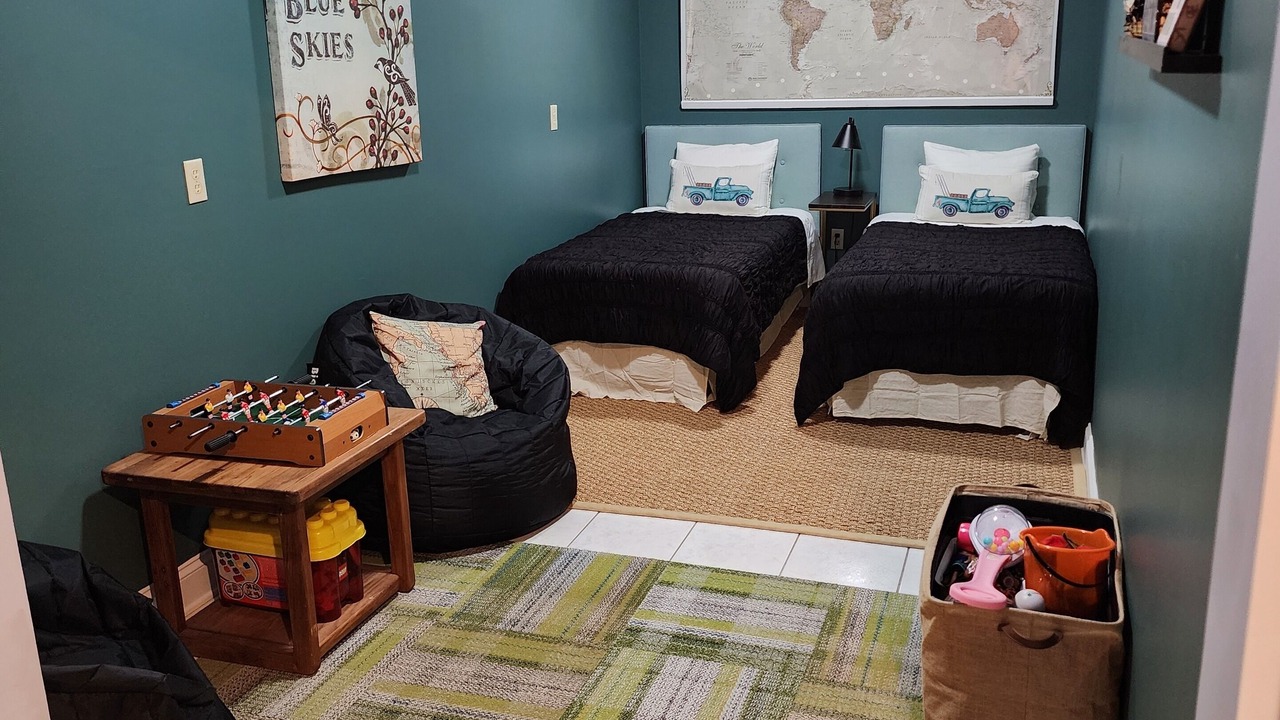 Photo of Bedroom in Royal Pines