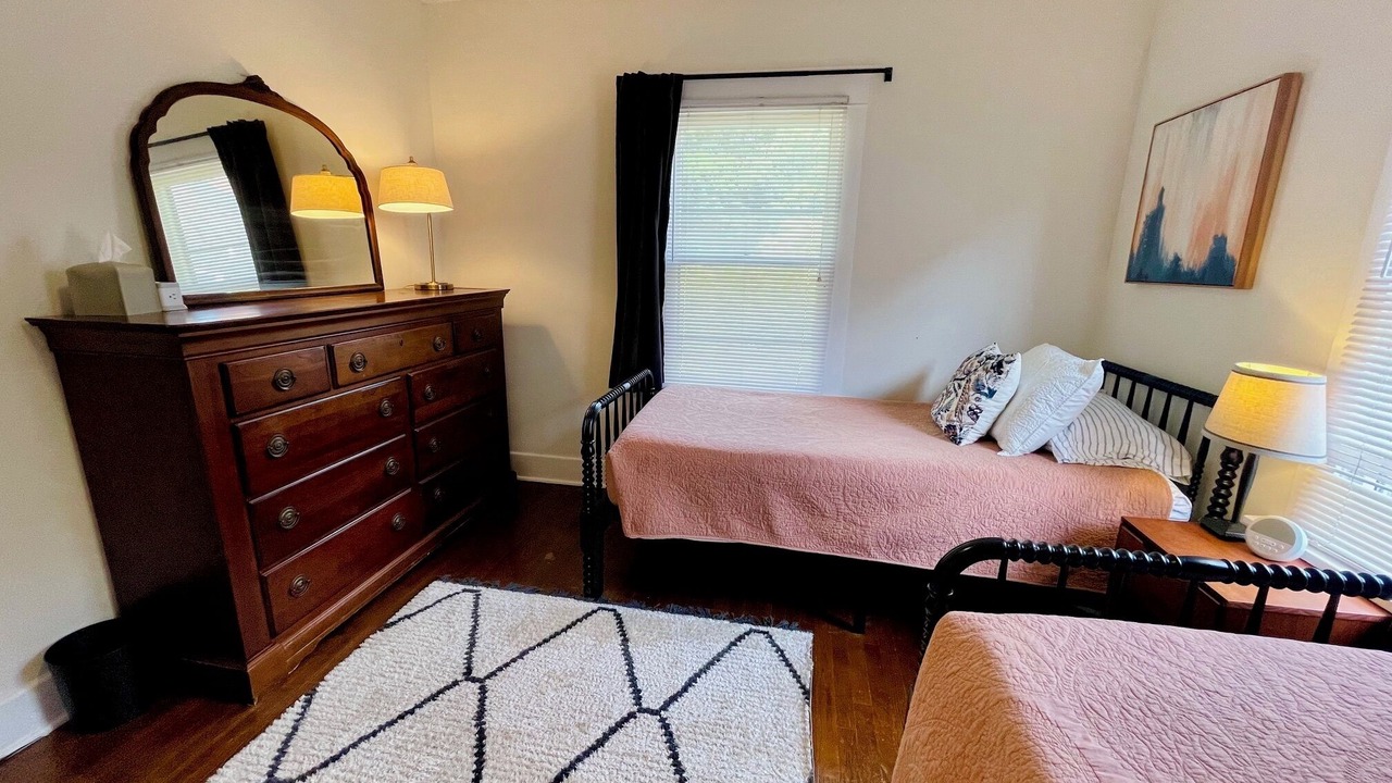Photo of Bedroom in Downtown