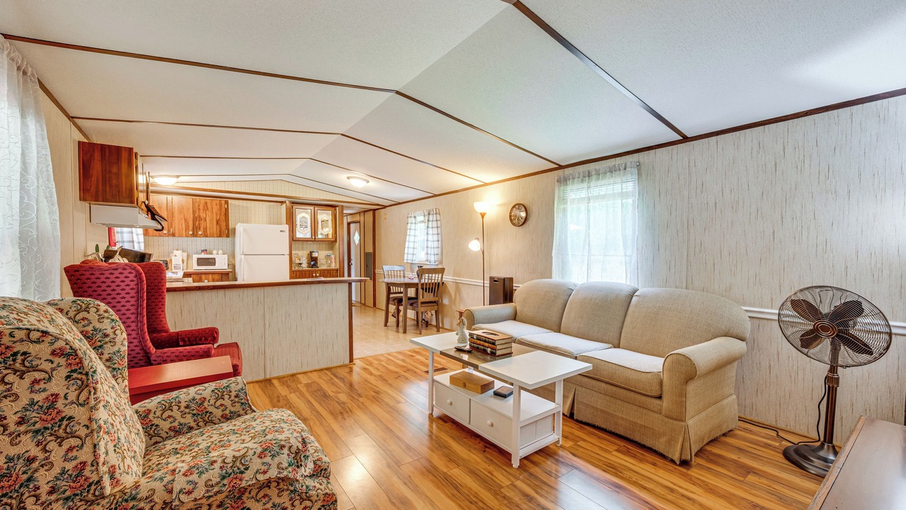 Photo of Livingroom in New London
