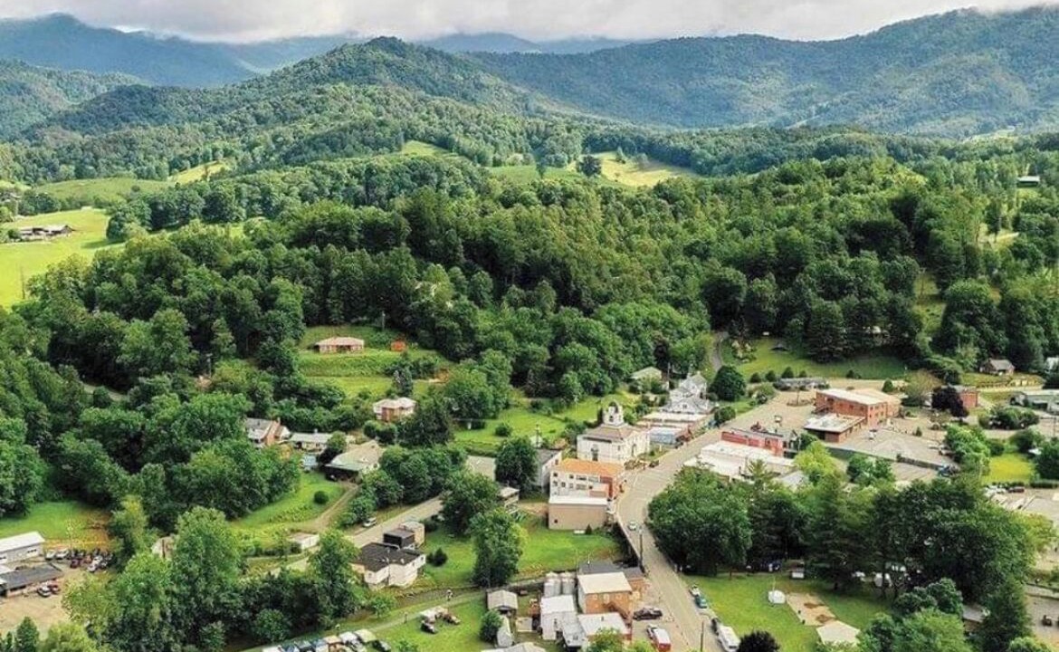 Photo of Outdoor in Bakersville