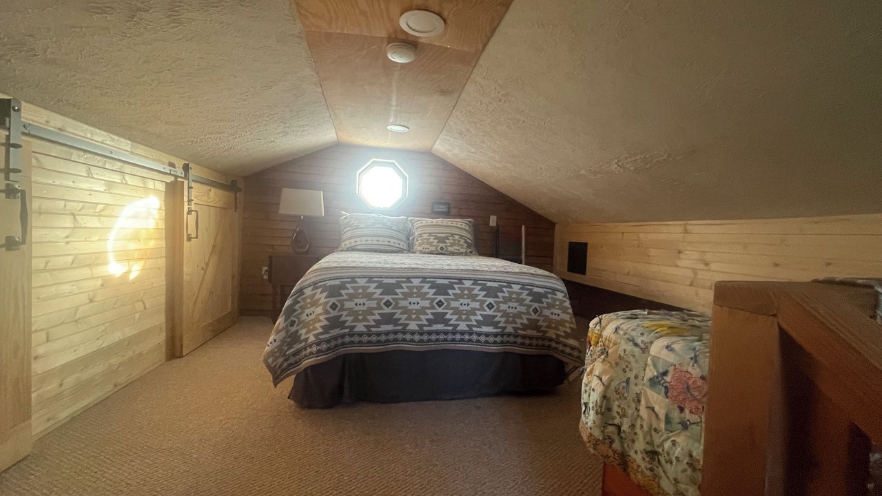 Photo of Bedroom in Pilot Mountain
