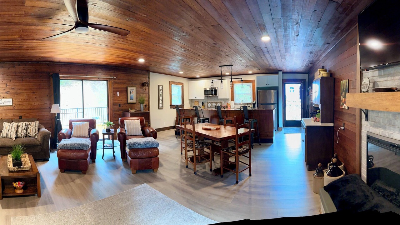 Photo of Bedroom in Stanly County