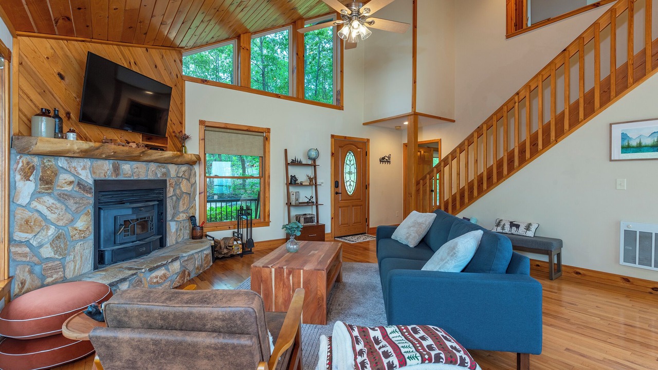 Photo of Livingroom in Burnsville