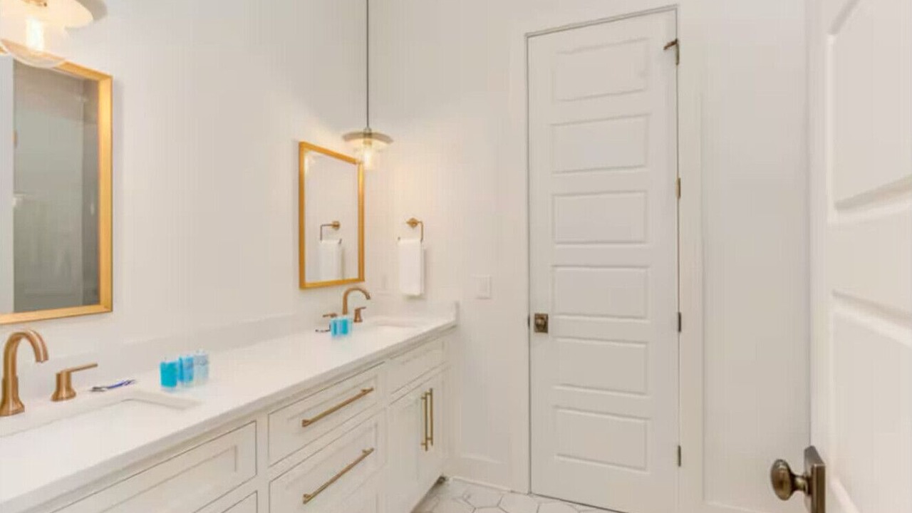 Photo of Bathroom in Rolling Mill Hill