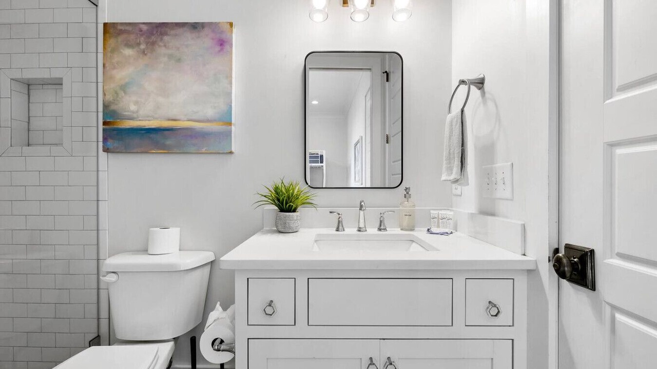 Photo of Bathroom in Rolling Mill Hill