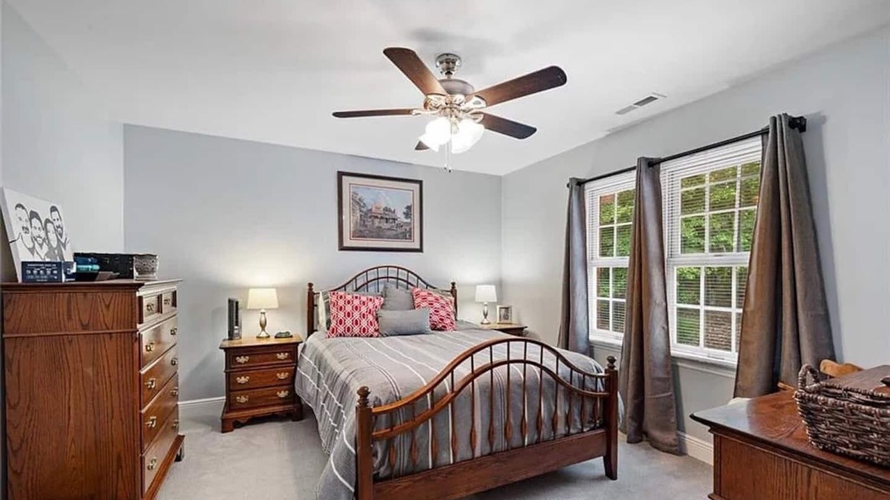 Photo of Bedroom in New London