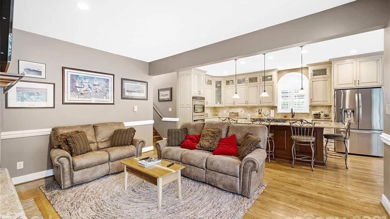 Photo of Livingroom in New London