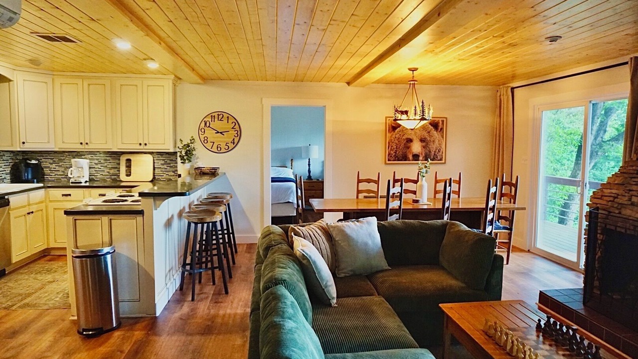 Photo of Bedroom in Maggie Valley