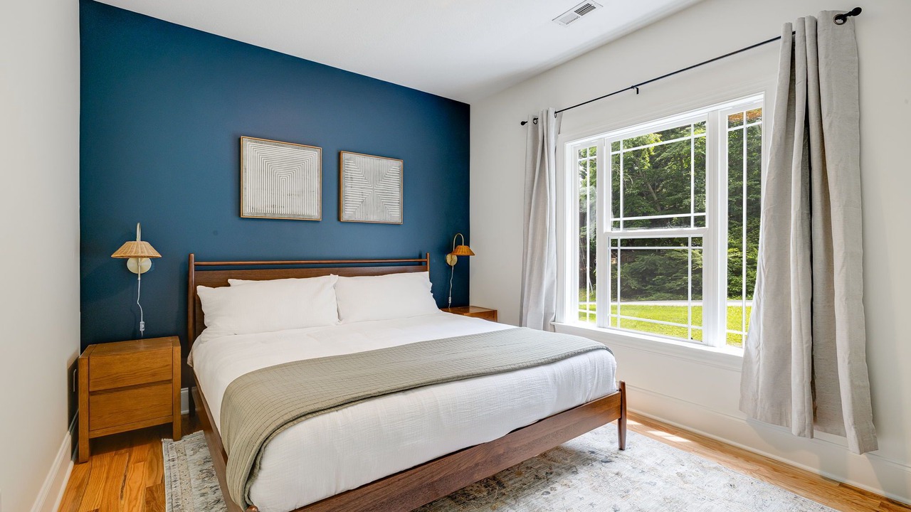 Photo of Bedroom in Asheville