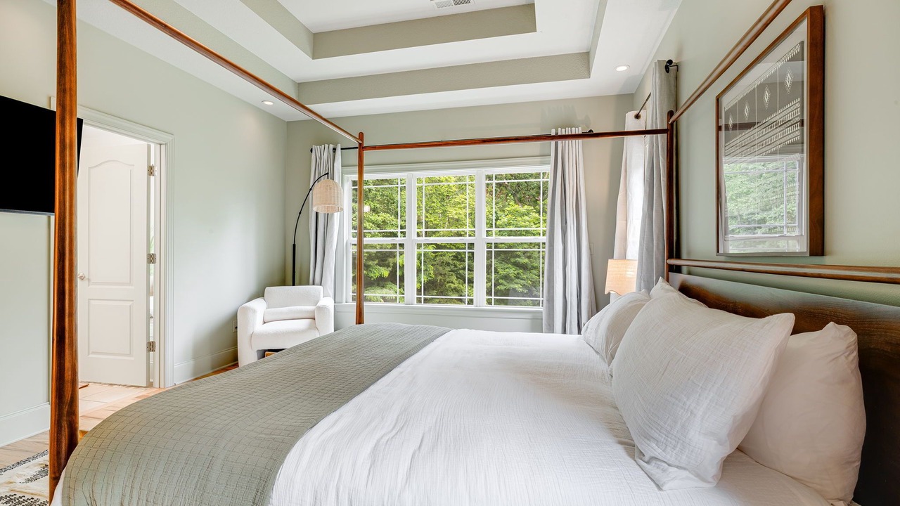Photo of Bedroom in Asheville