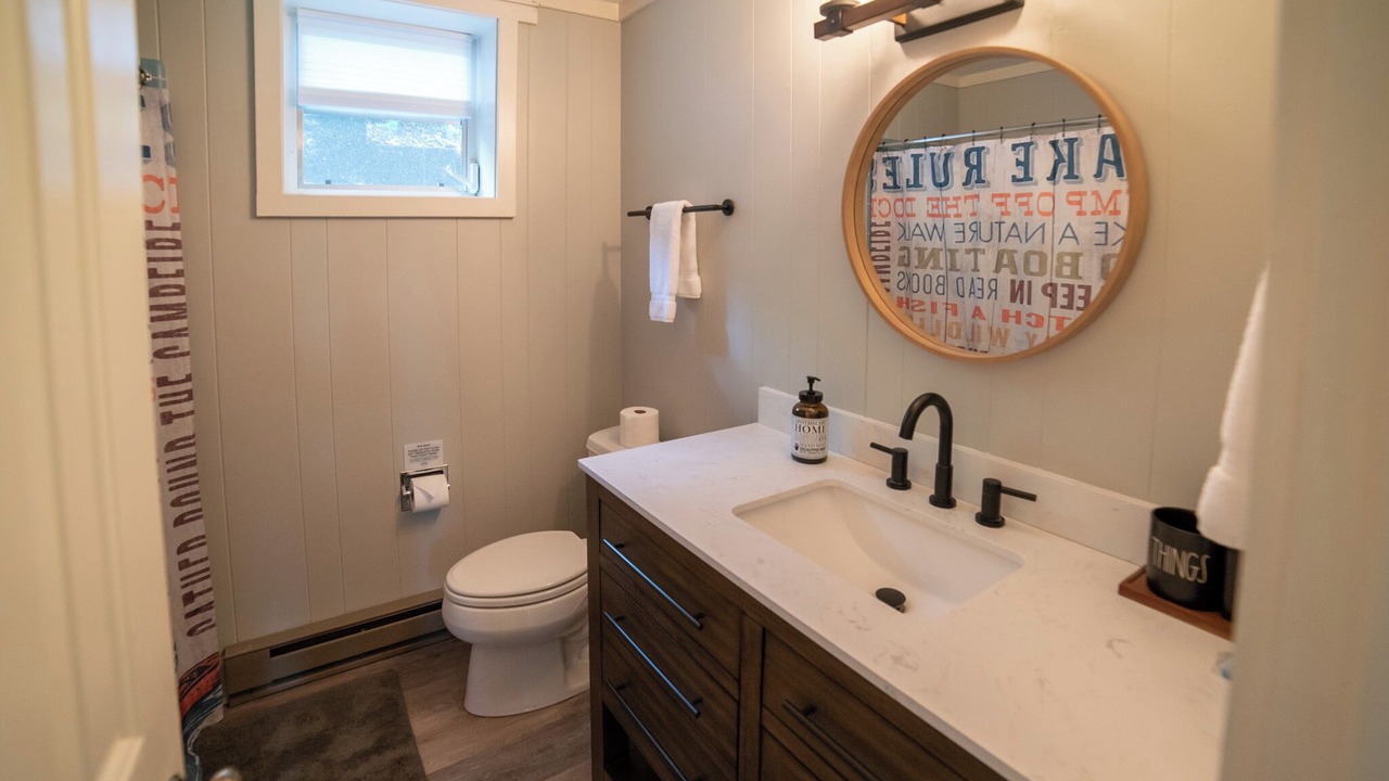Photo of Bathroom in Nebo