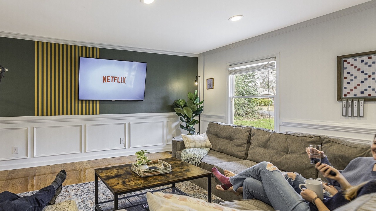 Photo of Livingroom in Downtown