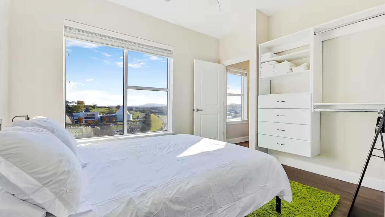 Photo of Bedroom in Eighth Avenue