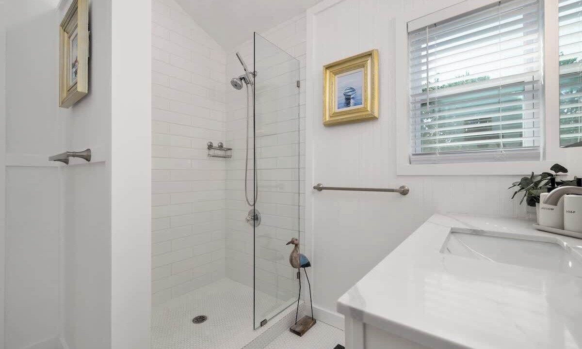 Photo of Bathroom in Southern Shores
