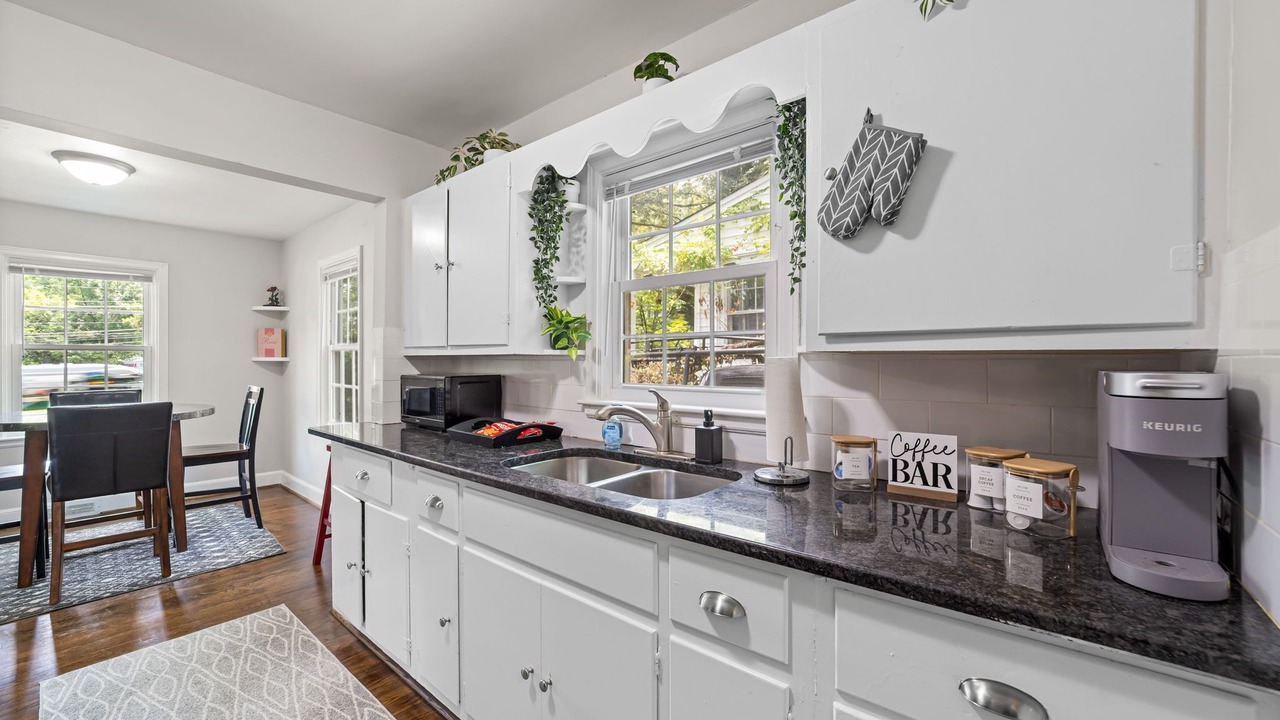 Photo of Kitchen in Lindley Park