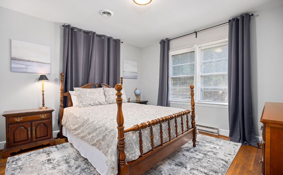 Photo of Bedroom in Lindley Park
