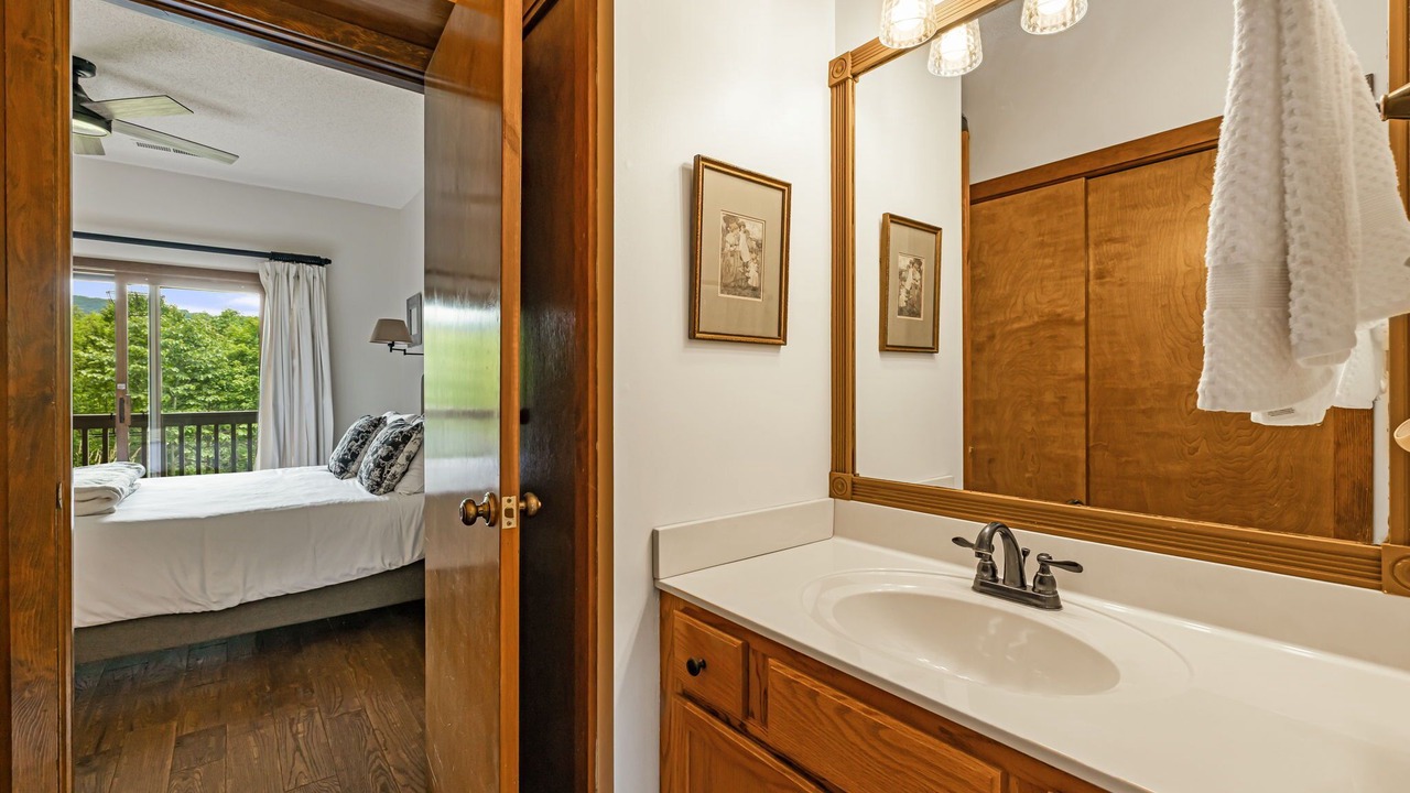 Photo of Bathroom in Wolf Laurel