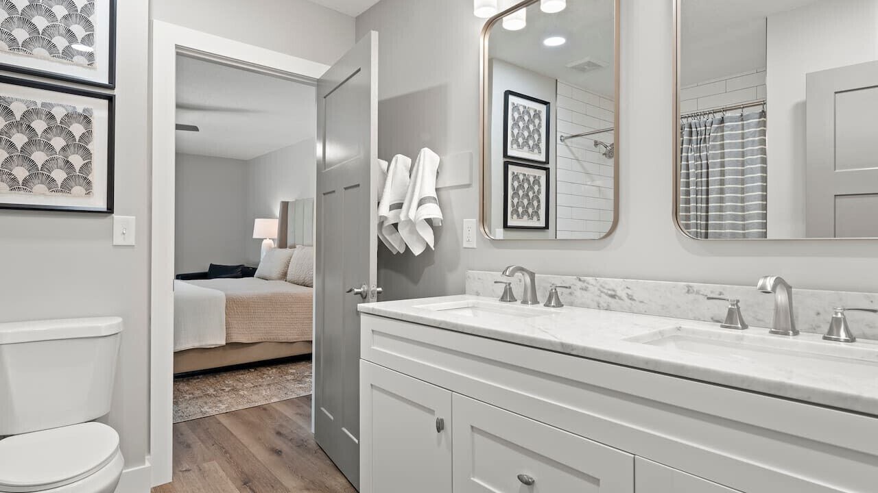 Photo of Bathroom in Royal Pines