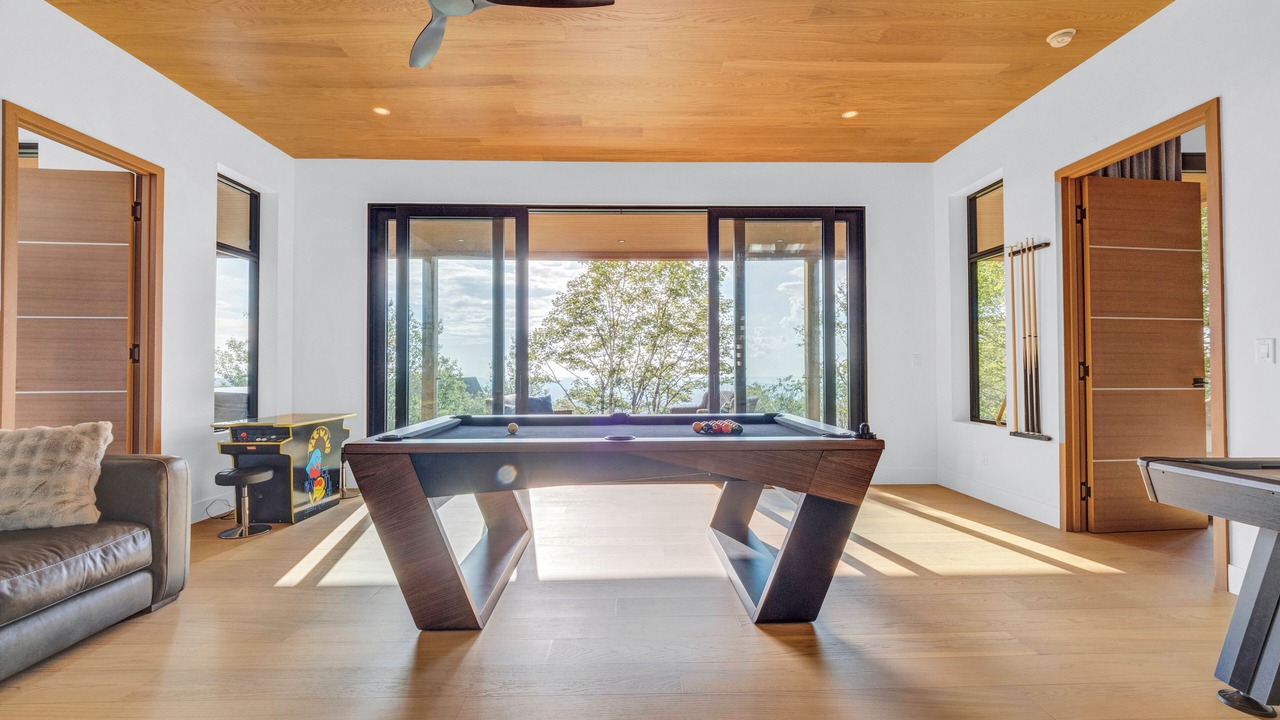 Photo of Bedroom in Beech Mountain