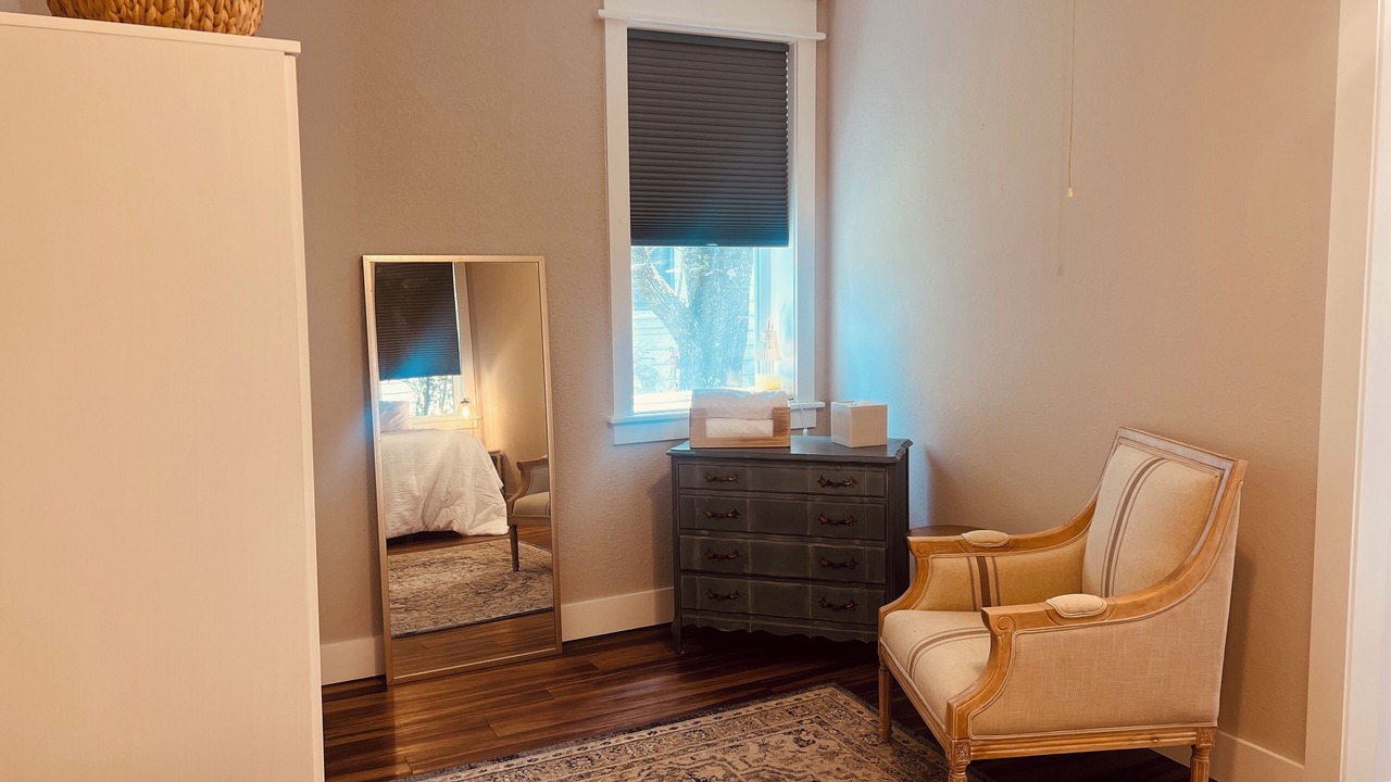 Photo of Bedroom in Manteo