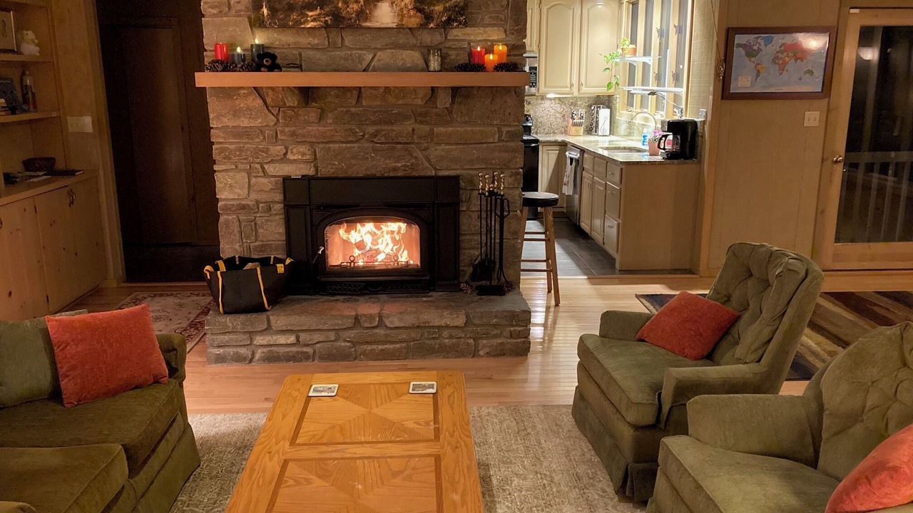Photo of Livingroom in Brevard