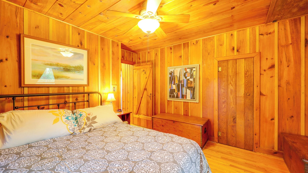 Photo of Bedroom in Little Switzerland